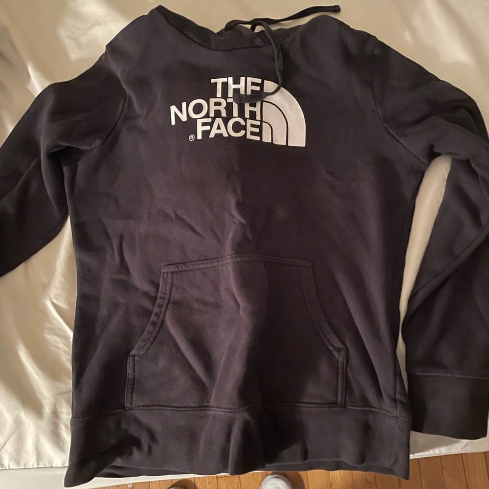 Women’s small north face hoodie